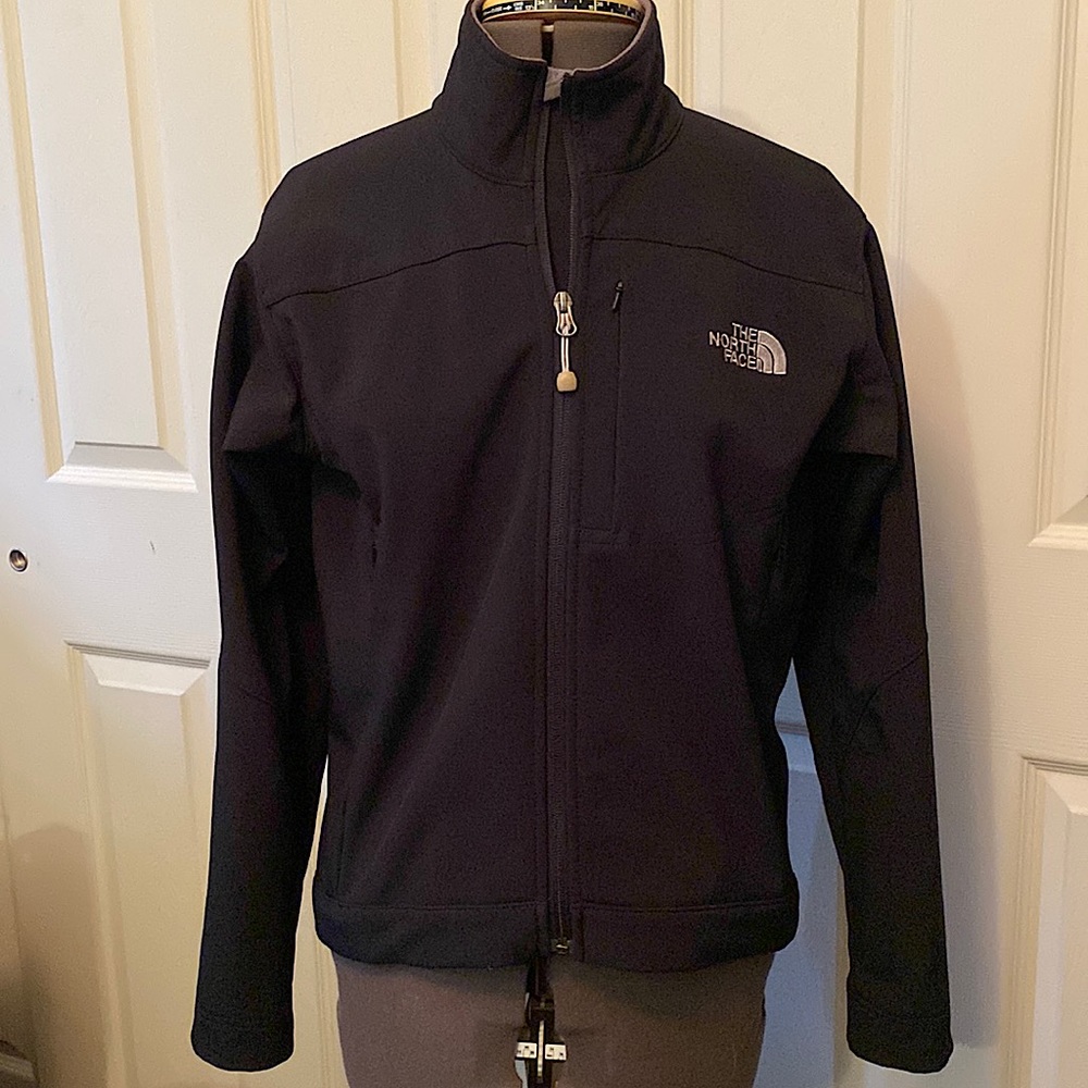 The North Face Lightweight Performance Jacket. New without tags. Worn once.